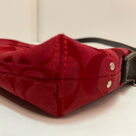 Coach red logo wristlet clutch purse embellished leather embossed - Picture 10 of 11